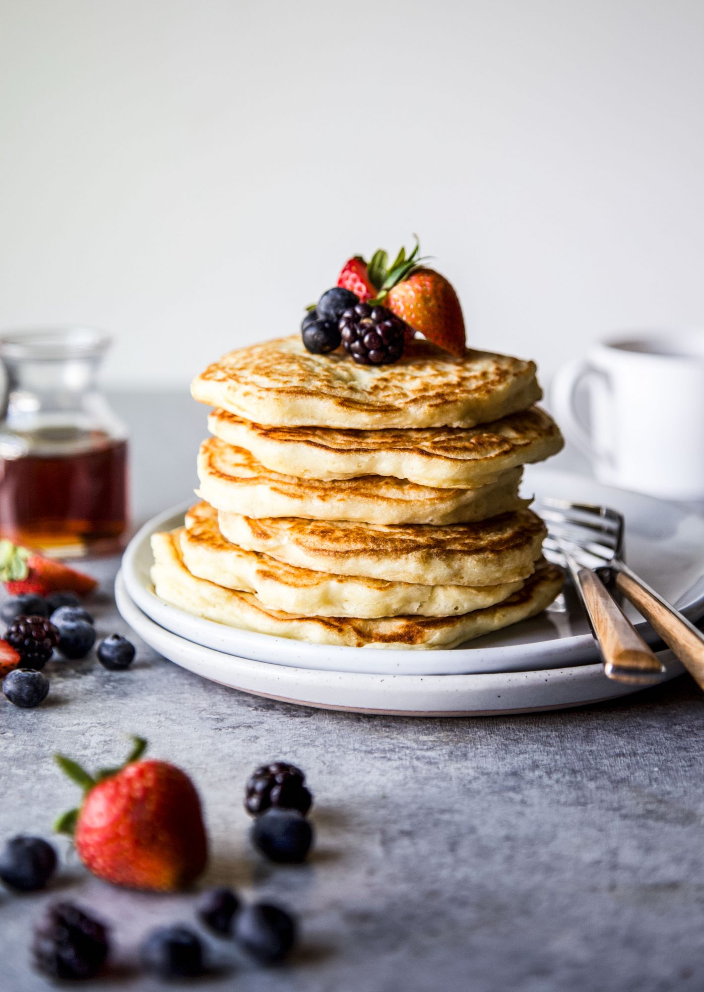 Easy Souffle Pancakes with Mixed Berries - Climbing Grier Mountain